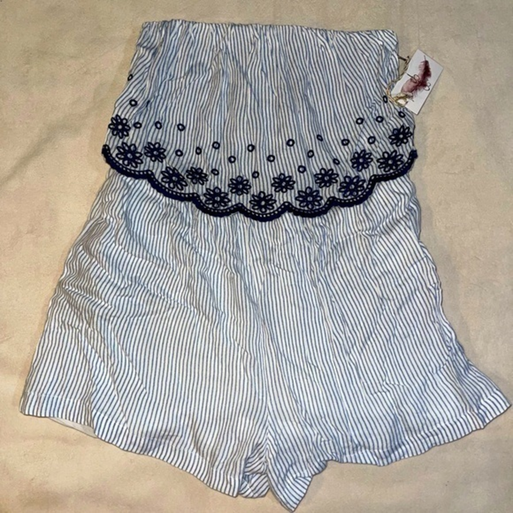 NWT‎ Jessica Simpson Romper